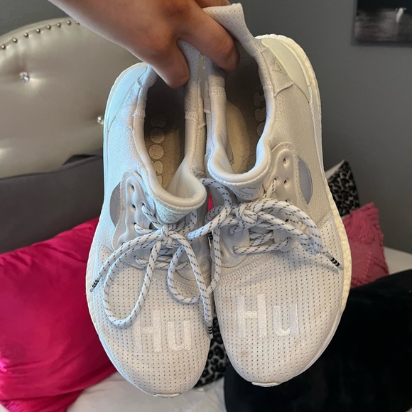 Adidas HU Women size 8 - Picture 3 of 6